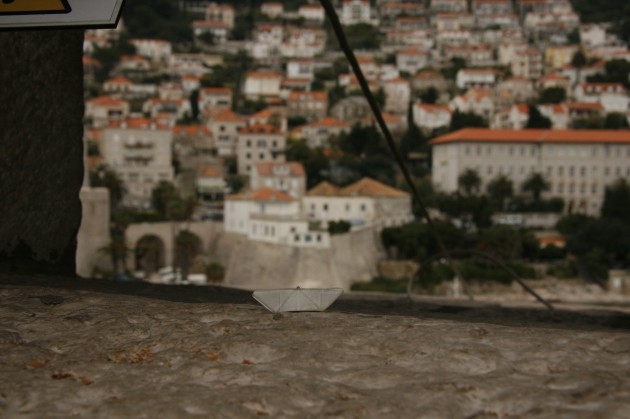Das Schiffchen auf den Stadtmauern von Dubrovnik / Kroatien.