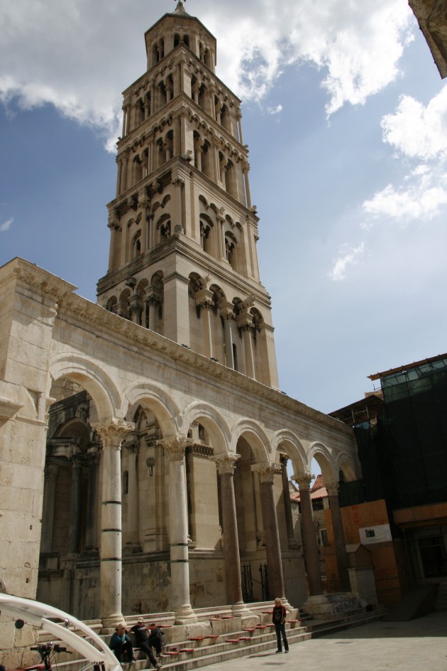 Vor dem diokletianischen Palast in Split