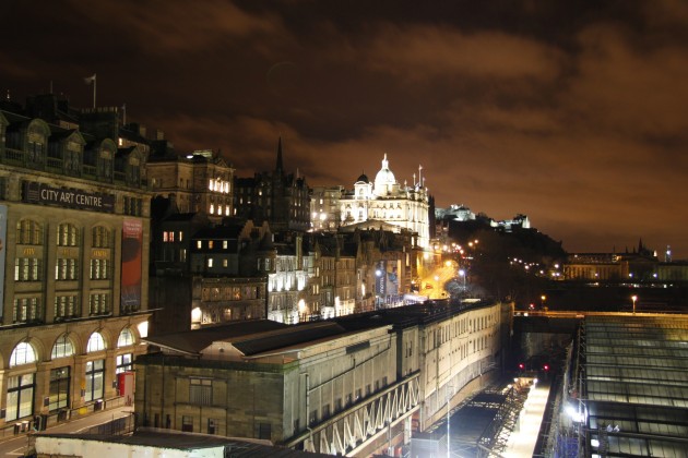 North Bridge Edinburgh, Blick auf City Chambers und Bank of Scotland