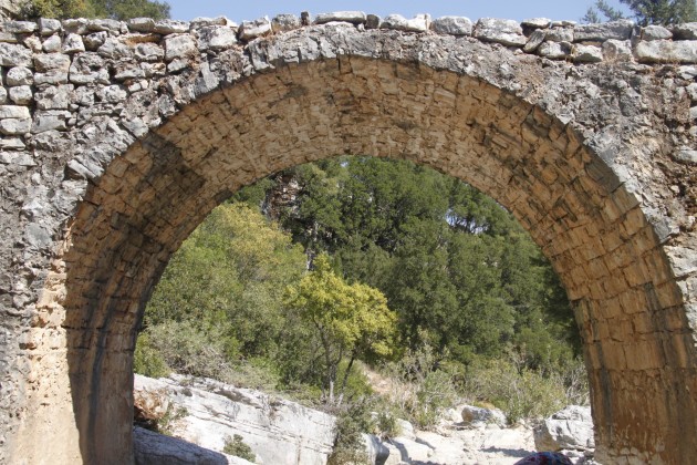 Alte Steinbrücke am Mühlenwanderweg