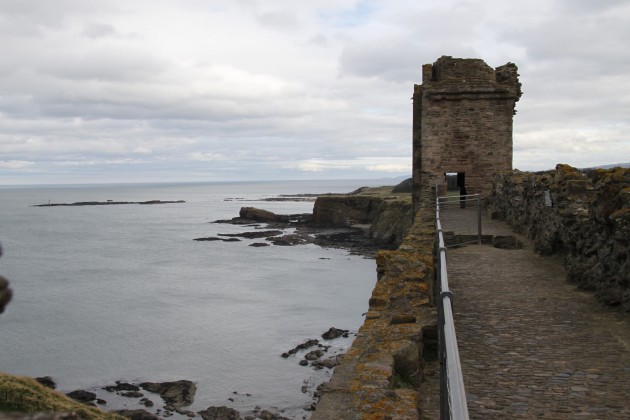 Auf den Mauern von Tantallon Castle