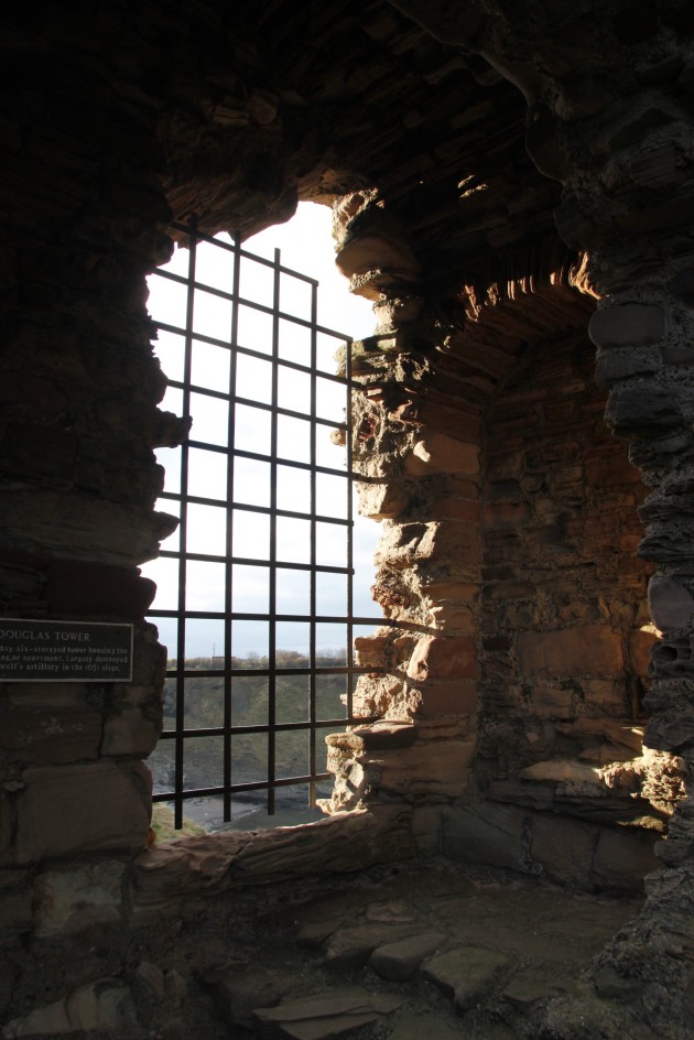 In den Gemäuern von Tantallon Castle