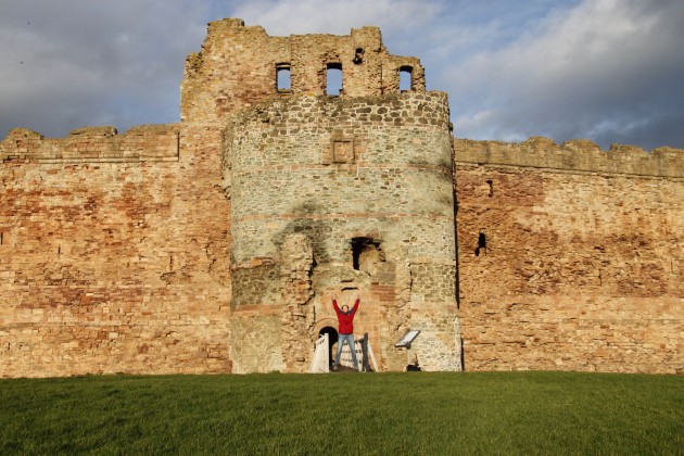 Torhaus von Tantallon Castle vom Vorhof aus gesehen.