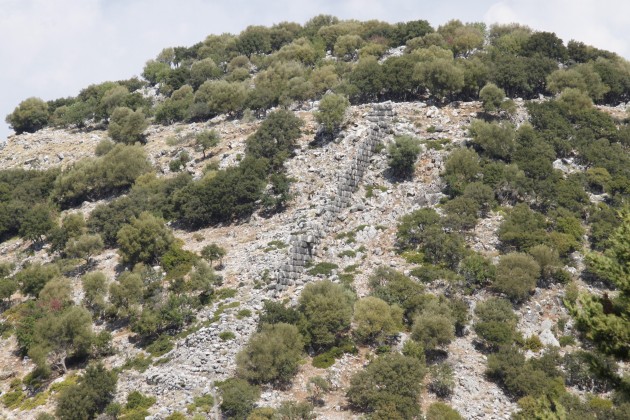 Mykenische Mauern am Ostteil der Akropolis von Sami