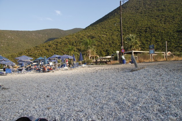 Am Strand von Antissamos